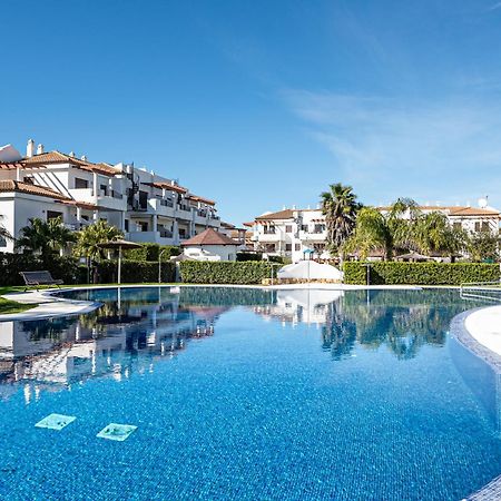 Apartamento Familiar Muy Soleado Cerca De La Playa Y Parking Incluido Chiclana de la Frontera Bagian luar foto