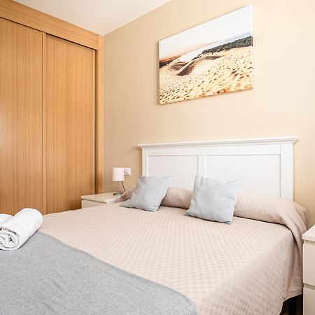 Apartamento Familiar Muy Soleado Cerca De La Playa Y Parking Incluido Chiclana de la Frontera Bagian luar foto