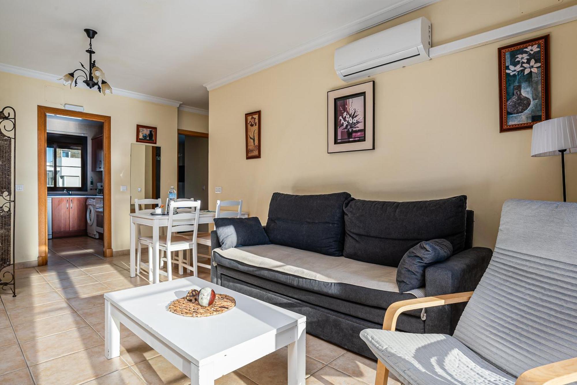 Apartamento Familiar Muy Soleado Cerca De La Playa Y Parking Incluido Chiclana de la Frontera Bagian luar foto