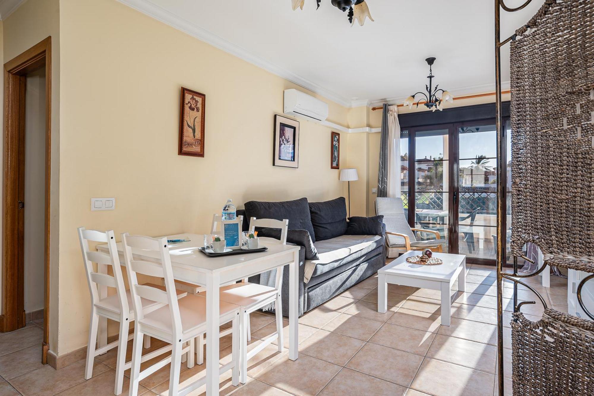 Apartamento Familiar Muy Soleado Cerca De La Playa Y Parking Incluido Chiclana de la Frontera Bagian luar foto