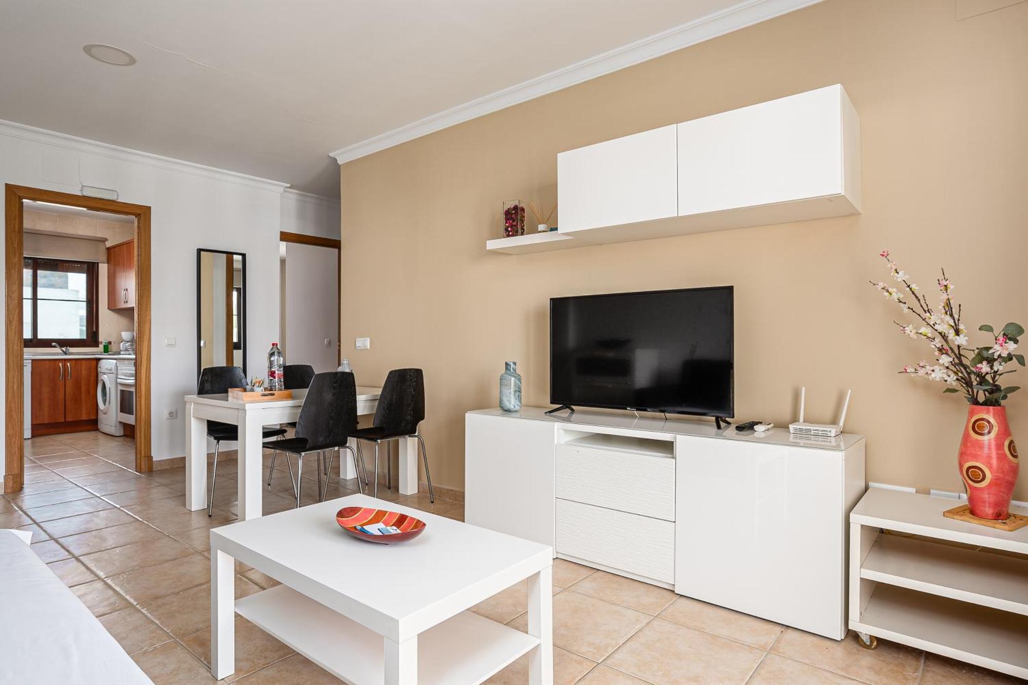 Apartamento Familiar Muy Soleado Cerca De La Playa Y Parking Incluido Chiclana de la Frontera Bagian luar foto