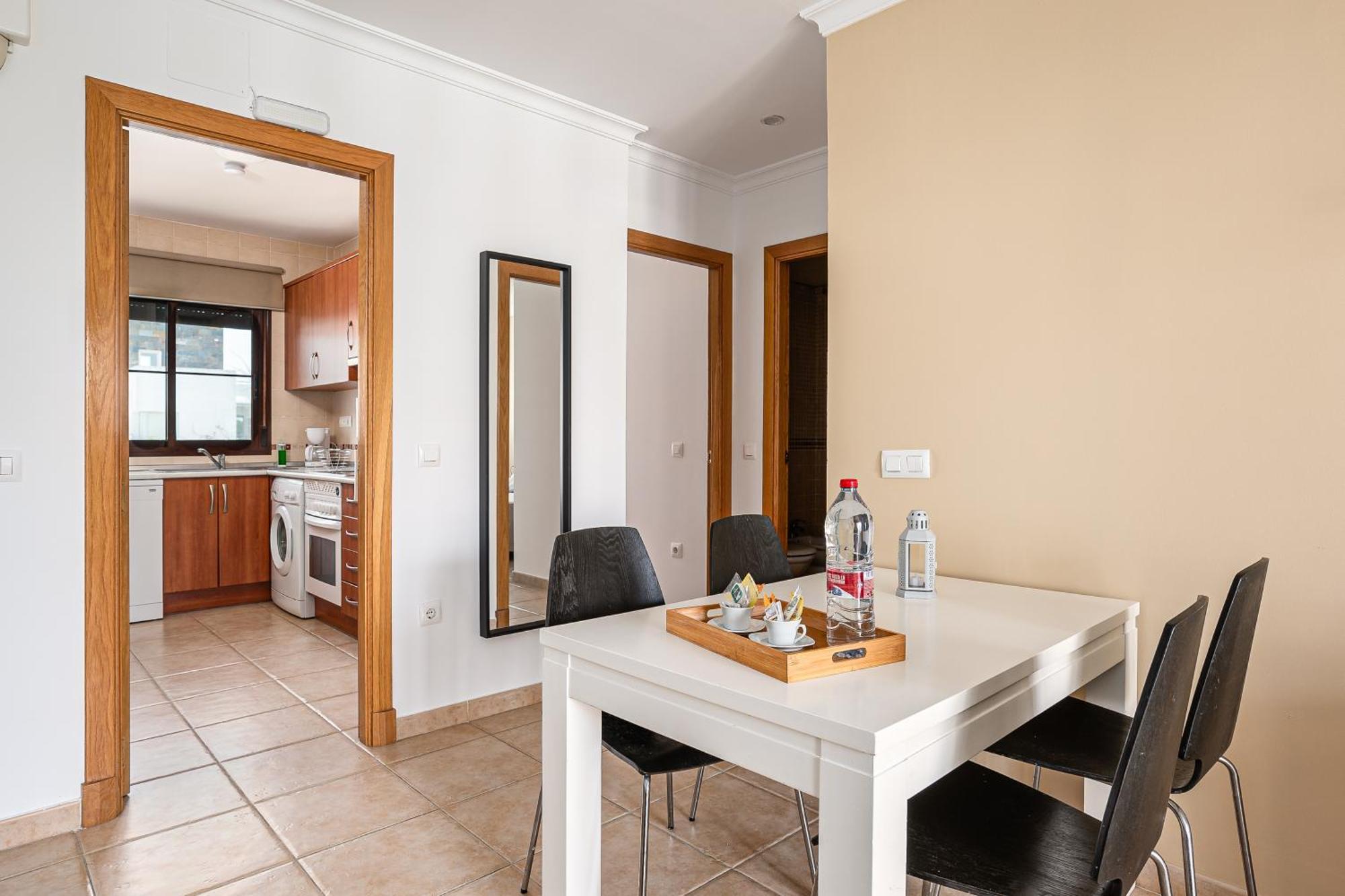 Apartamento Familiar Muy Soleado Cerca De La Playa Y Parking Incluido Chiclana de la Frontera Bagian luar foto